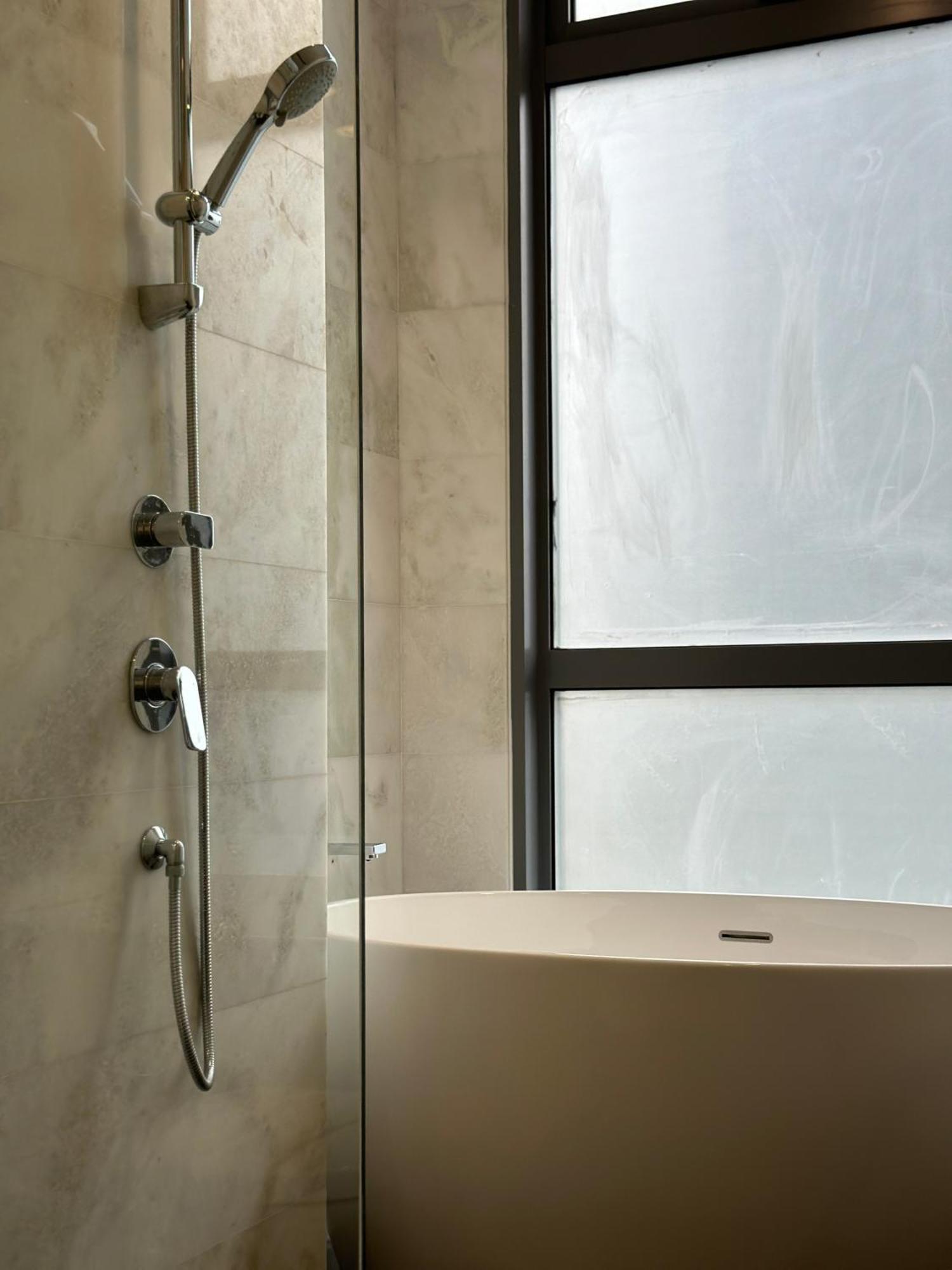 Royce Residences By Romeo Bnb Kuala Lumpur Luaran gambar