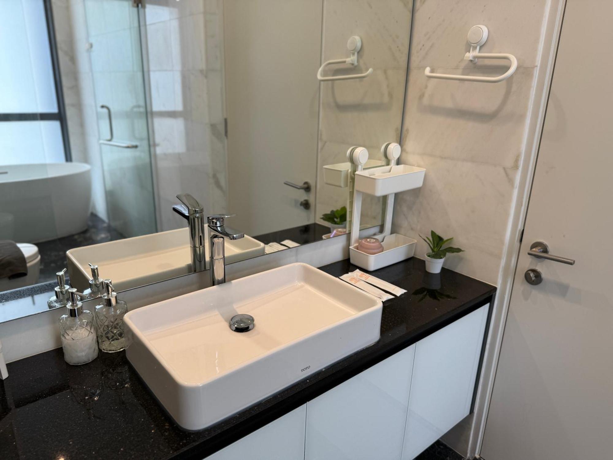 Royce Residences By Romeo Bnb Kuala Lumpur Luaran gambar
